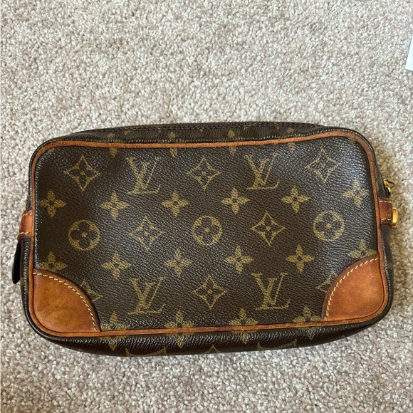 Auth Louis Vuitton Marley Dragonne PM Clutch - Picture 3 of 14
